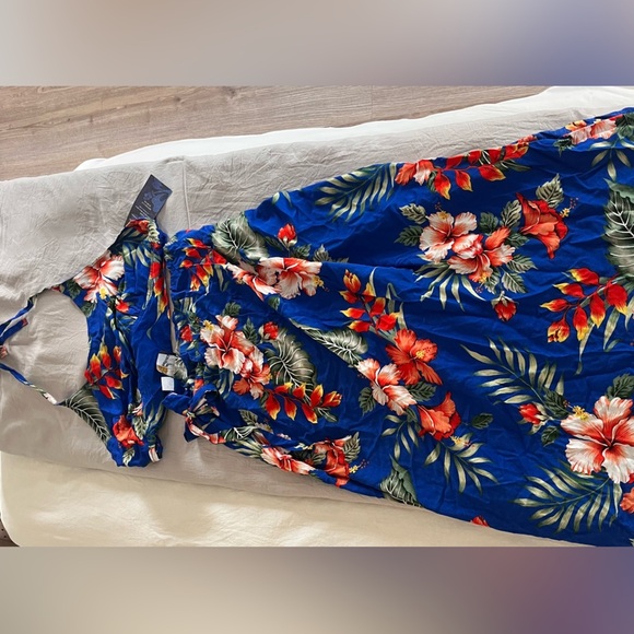 VTG ROYAL CREATIONS Women's Dress Set Hawaiian Hawaii Maxi Skirt Halter Top - Picture 7 of 7